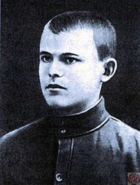 Николай Ватутин в 1917 году