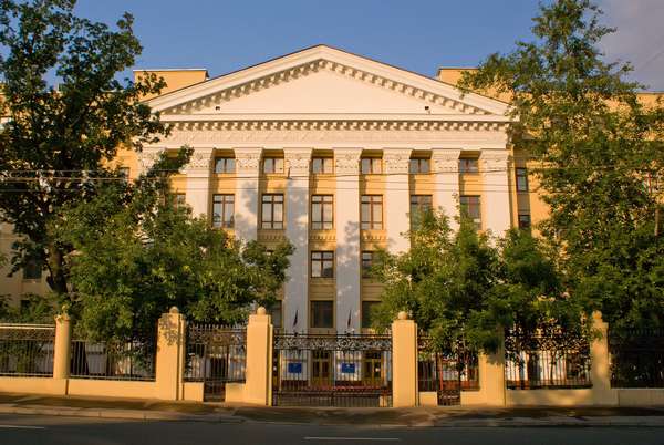 Данное учебное заведение признано первым независимым университетом в России